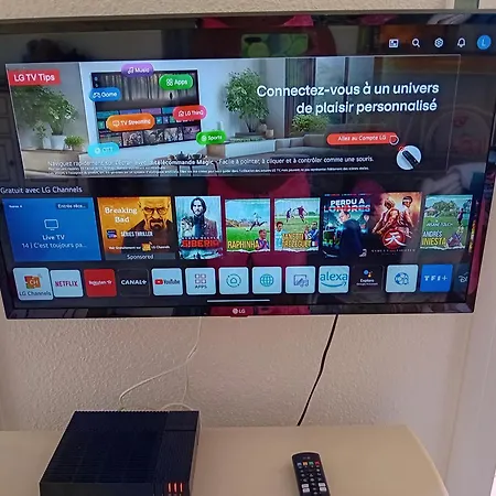 Tennis Village Calme Et Confort *