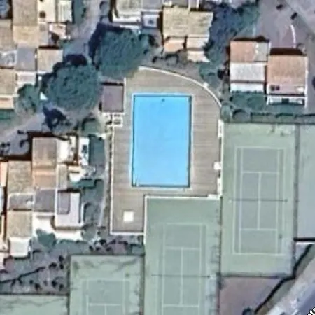 Tennis Village Calme Et Confort