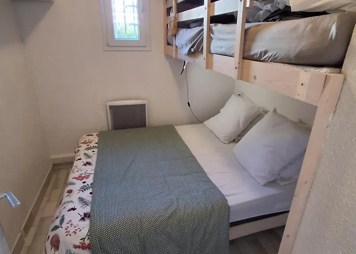 Tennis Village Calme Et Confort * 아그